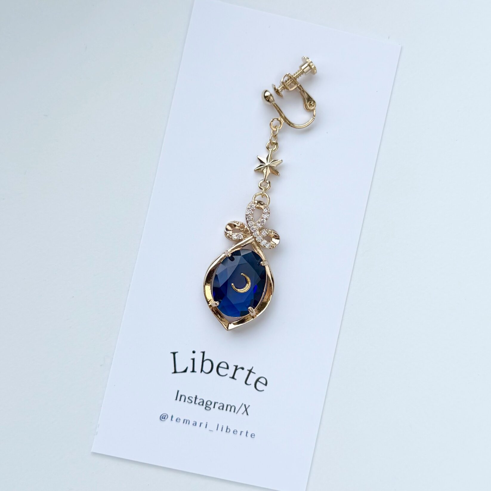 [片耳販売]宝星石の耳飾り/Blue/星・三日月モチーフ変更可