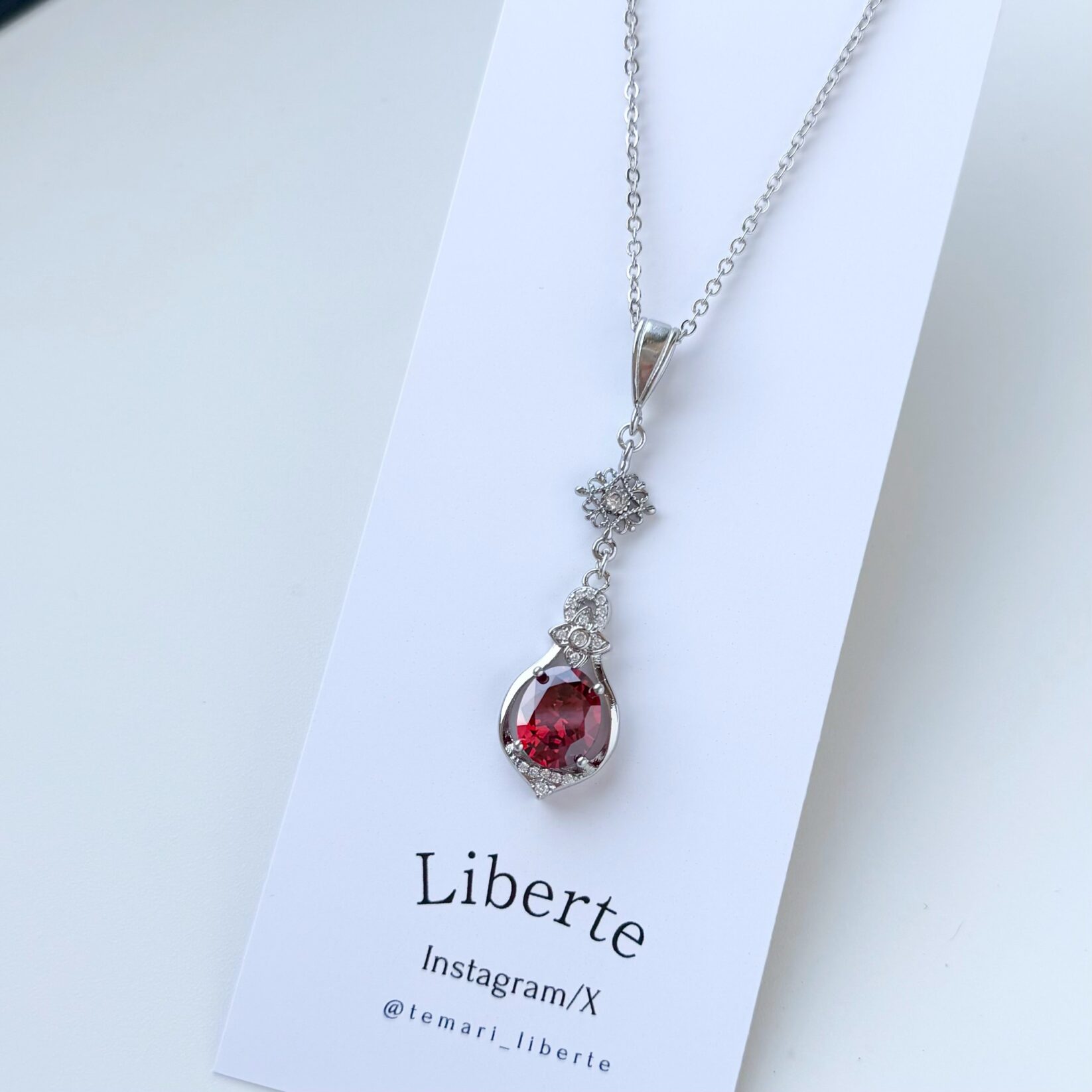 mini宝星石のネックレス/Flame