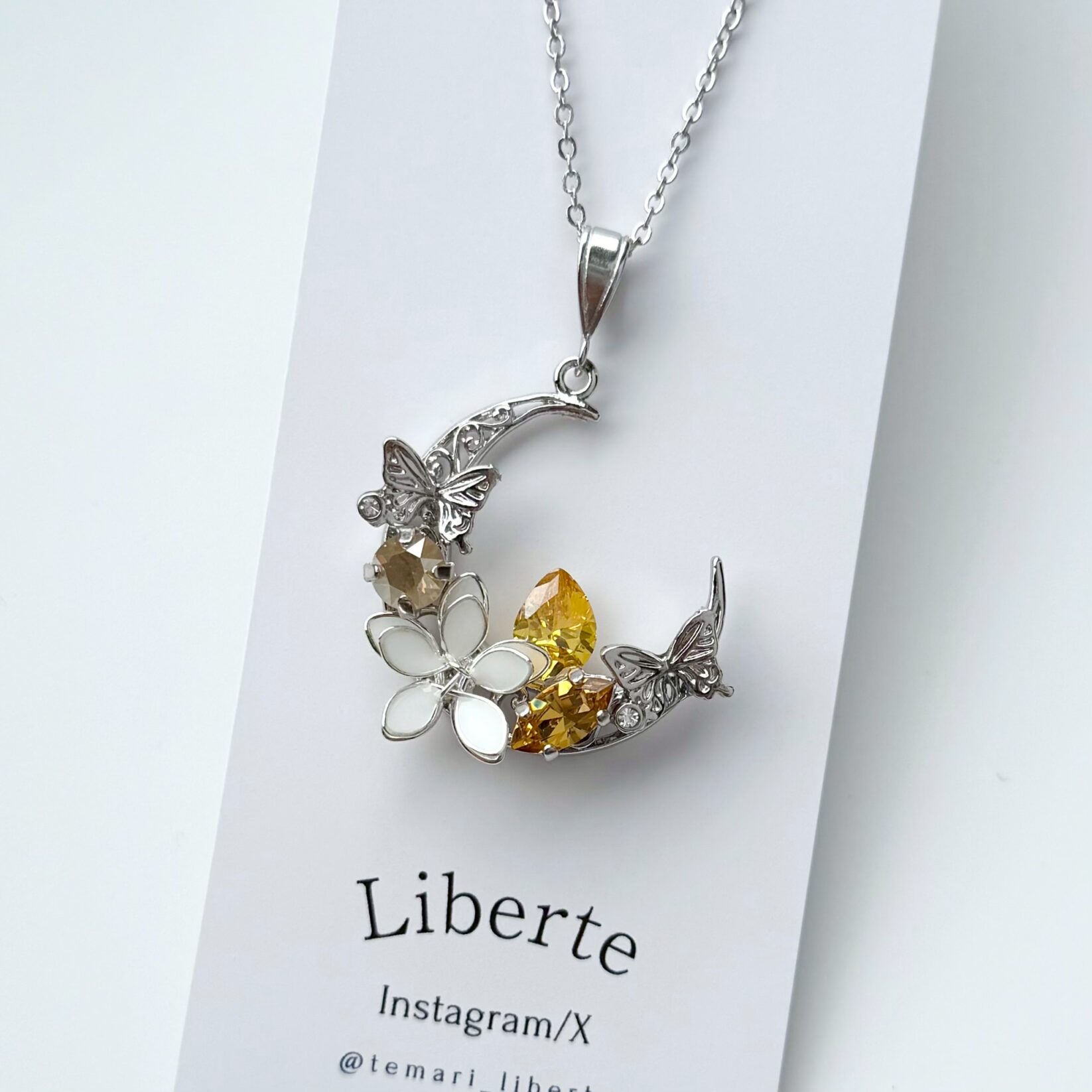 胡蝶の夢/月光の蜂蜜